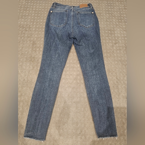 Judy Blue Skinny Fit Distressed , Size 7/28 - Picture 2 of 6